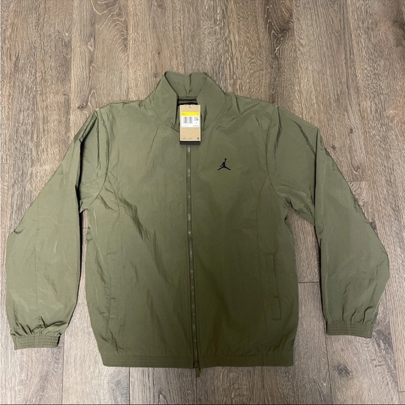Jordan Other - NWT Nike Air Jordan Mens Nylon Windbreaker Jacket Olive Green Fv7299 222 Size S